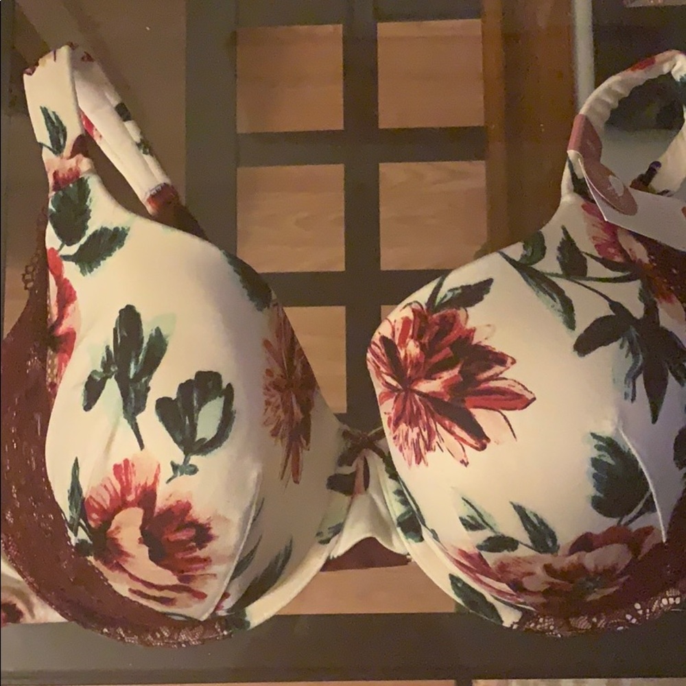 Beautiful Floral Lane Bryant Bra